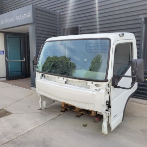 cabin MITSUBISHI FUSO CANTER C 1995mm LH DRIVE EURO 5 2011 -> for commercial vehicle Mitsubishi Fuso