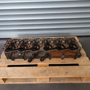 cylinder head DAF 105 EURO 5 EEV - 1833333 - 2115410 - 2184936 - 2190199 for truck DAF