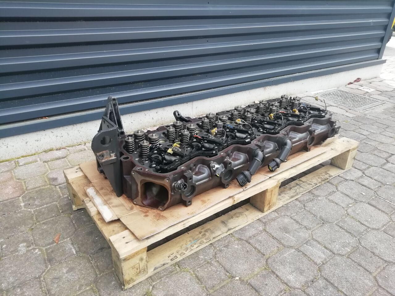 cylinder head DAF for truck DAF MX13