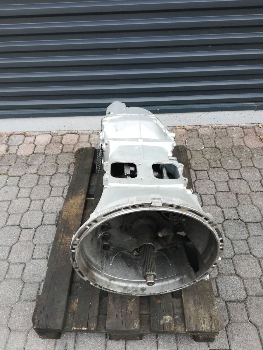gearbox VOLVO VT2412B for truck tractor VOLVO FH13 FH16
