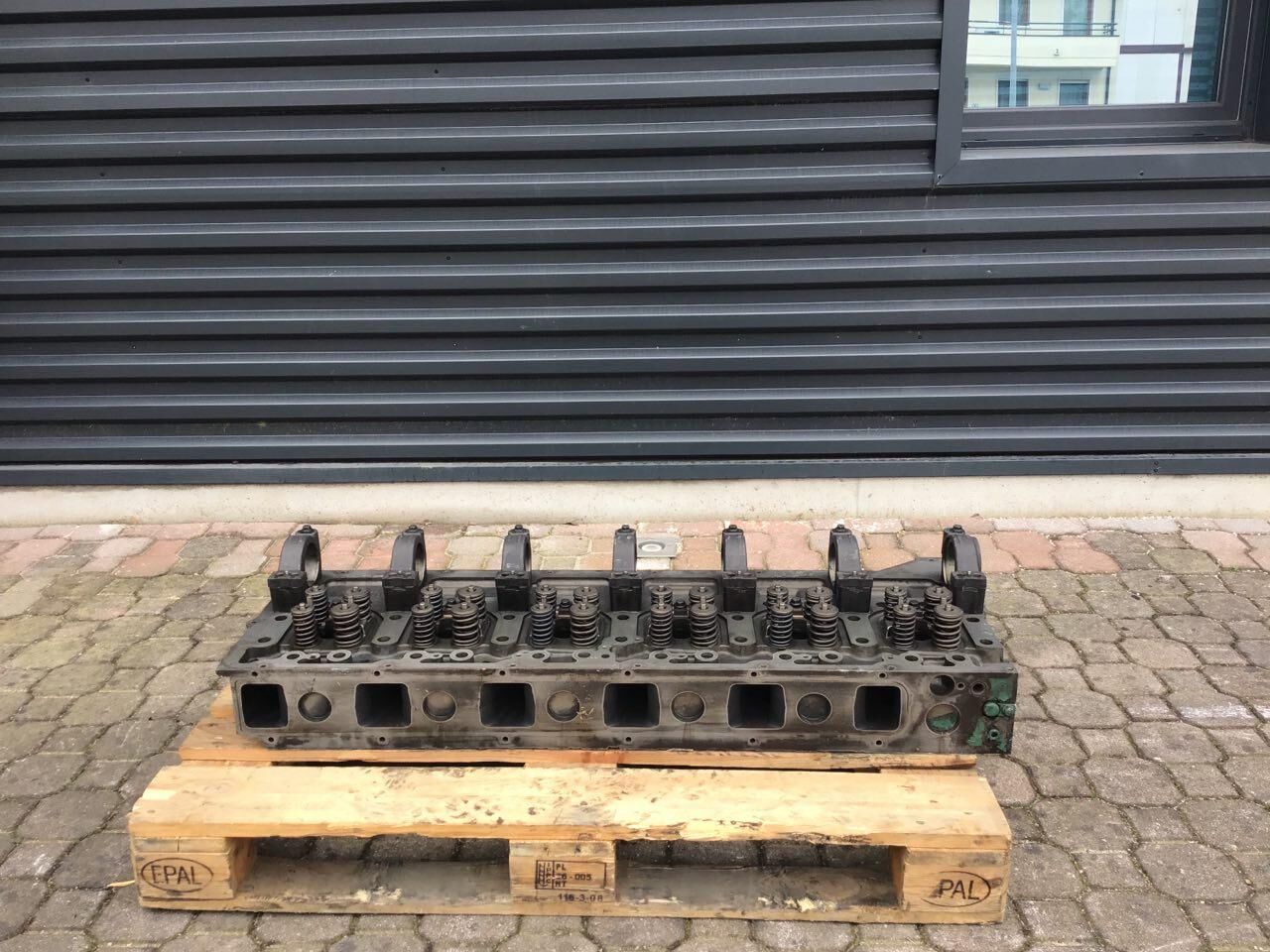 cylinder head VOLVO for truck tractor VOLVO FH16