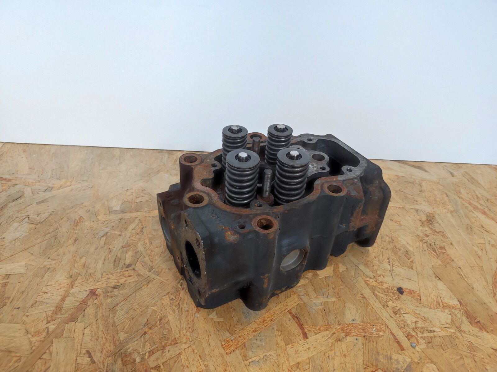 cylinder head SCANIA DC9 XPI for truck SCANIA EURO 5