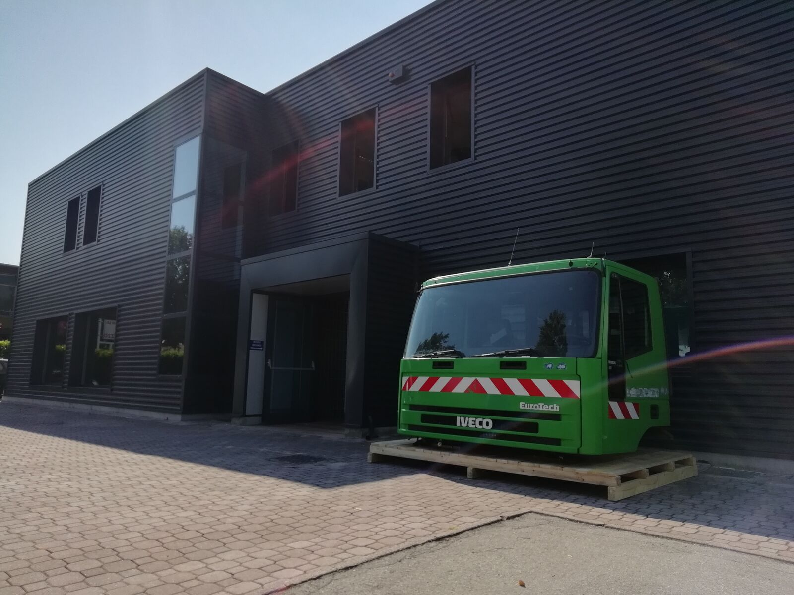 cabin IVECO Eurotech - Eurotrakker Euro 3 for truck tractor IVECO Eurotech - Eurotrakker