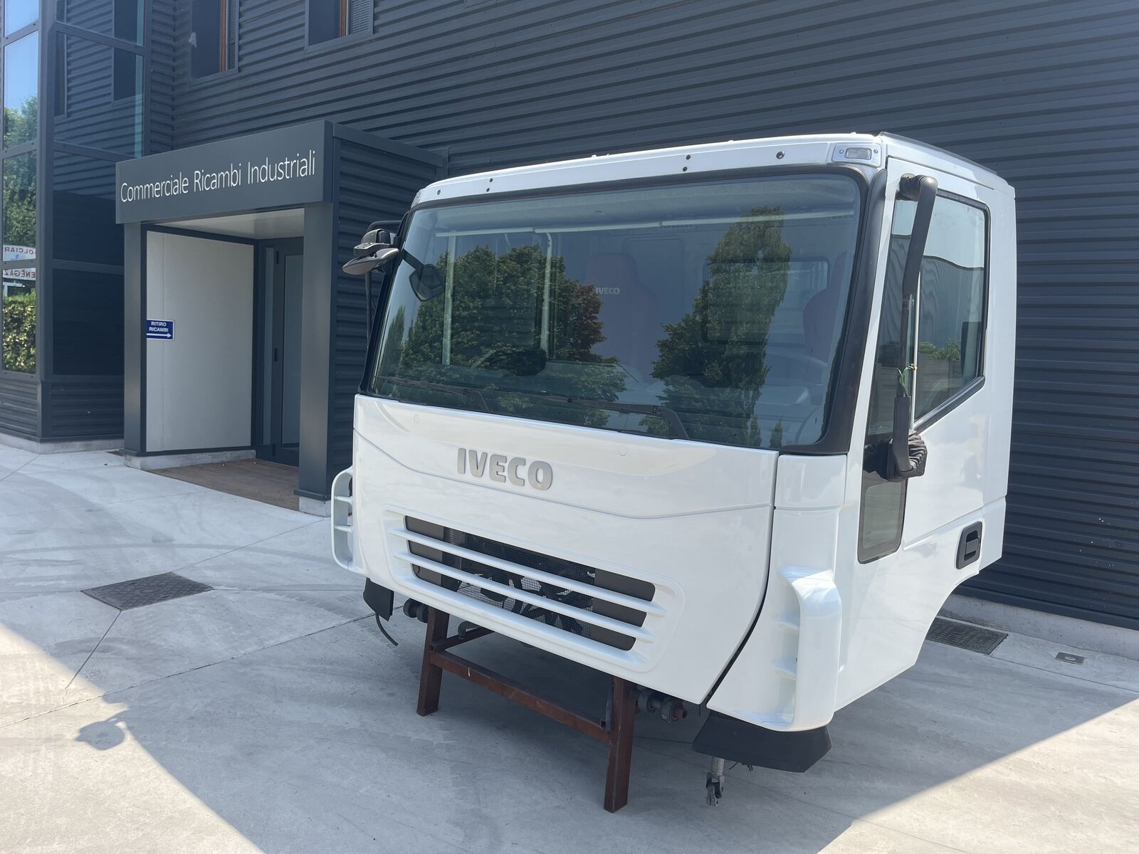 cabin IVECO Stralis - Trakker for truck IVECO Euro 3
