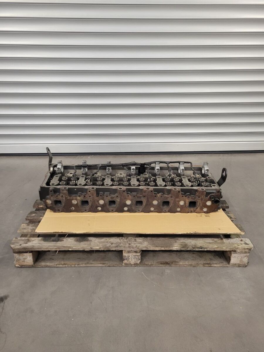 cylinder head MAN Euro 5 D2676 for truck tractor MAN TGX TGS Euro 5