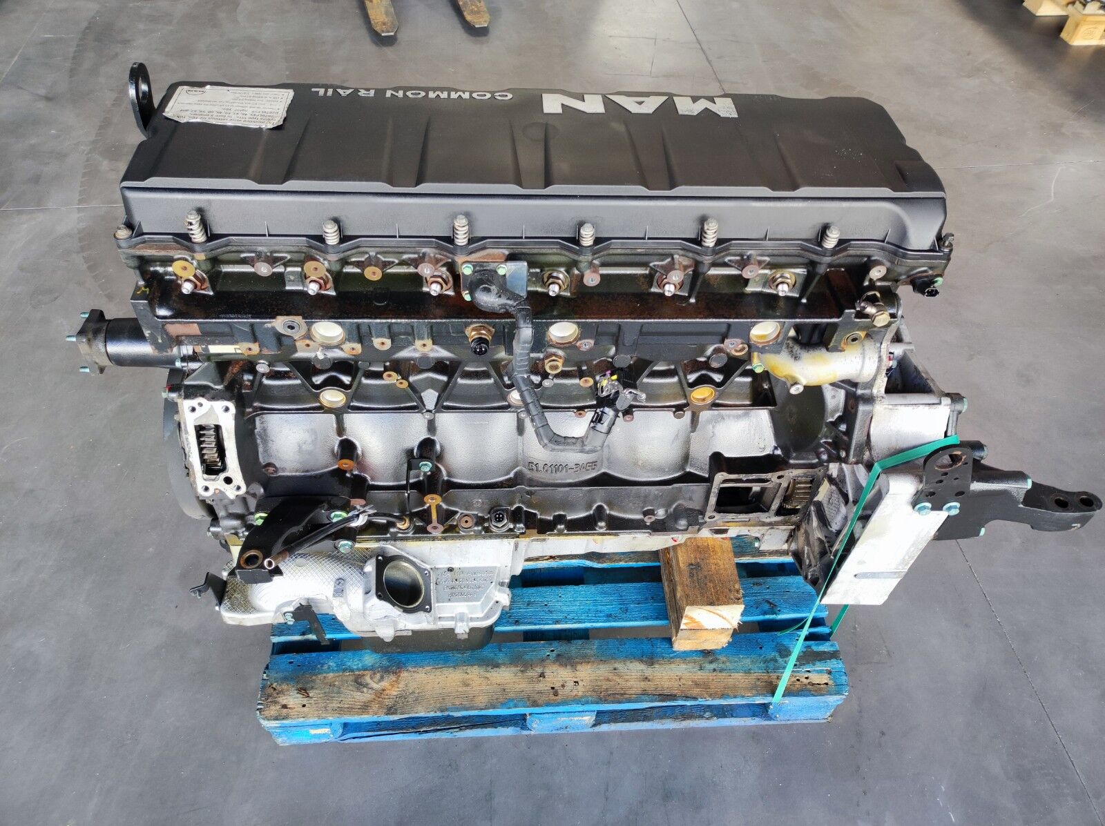 engine MAN Euro 6 D2676 LF45 - 480 hp for truck MAN TGS - TGX Euro 6