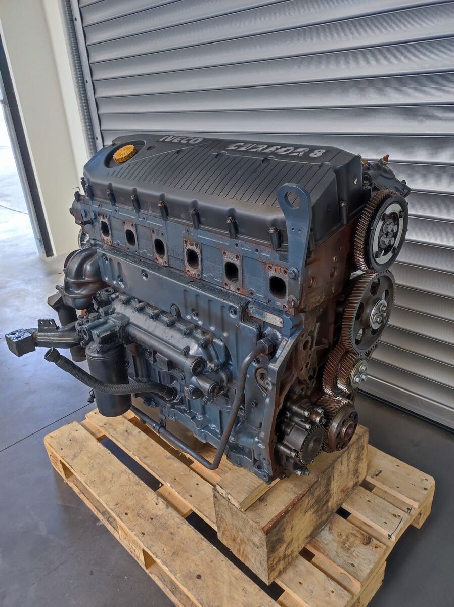 engine IVECO STRALIS EURO 5 310 - 330 - 360 CURSOR 8 F2BE3681 for truck tractor IVECO