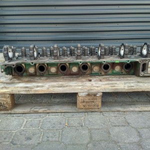 cylinder head VOLVO FL - FE E5 for truck VOLVO FL - FE D7
