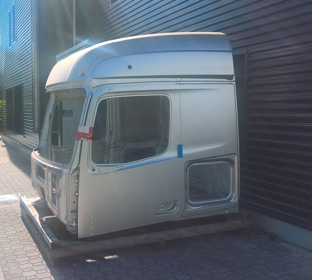 cabin MERCEDES-BENZ ACTROS 2500 mm MP4 for truck tractor MERCEDES-BENZ ACTROS BIG SPACE