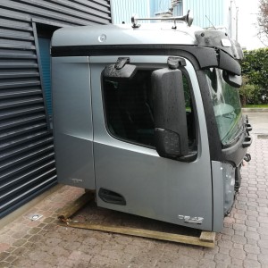 cabin MERCEDES-BENZ ACTROS AROCS " M TYPE " 2300 mm MP4 for truck tractor MERCEDES-BENZ ACTROS AROCS  170 mm ENGINE TUNNEL