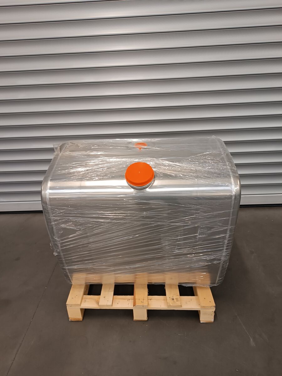 fuel tank VOLVO 400 L. for truck tractor VOLVO FH