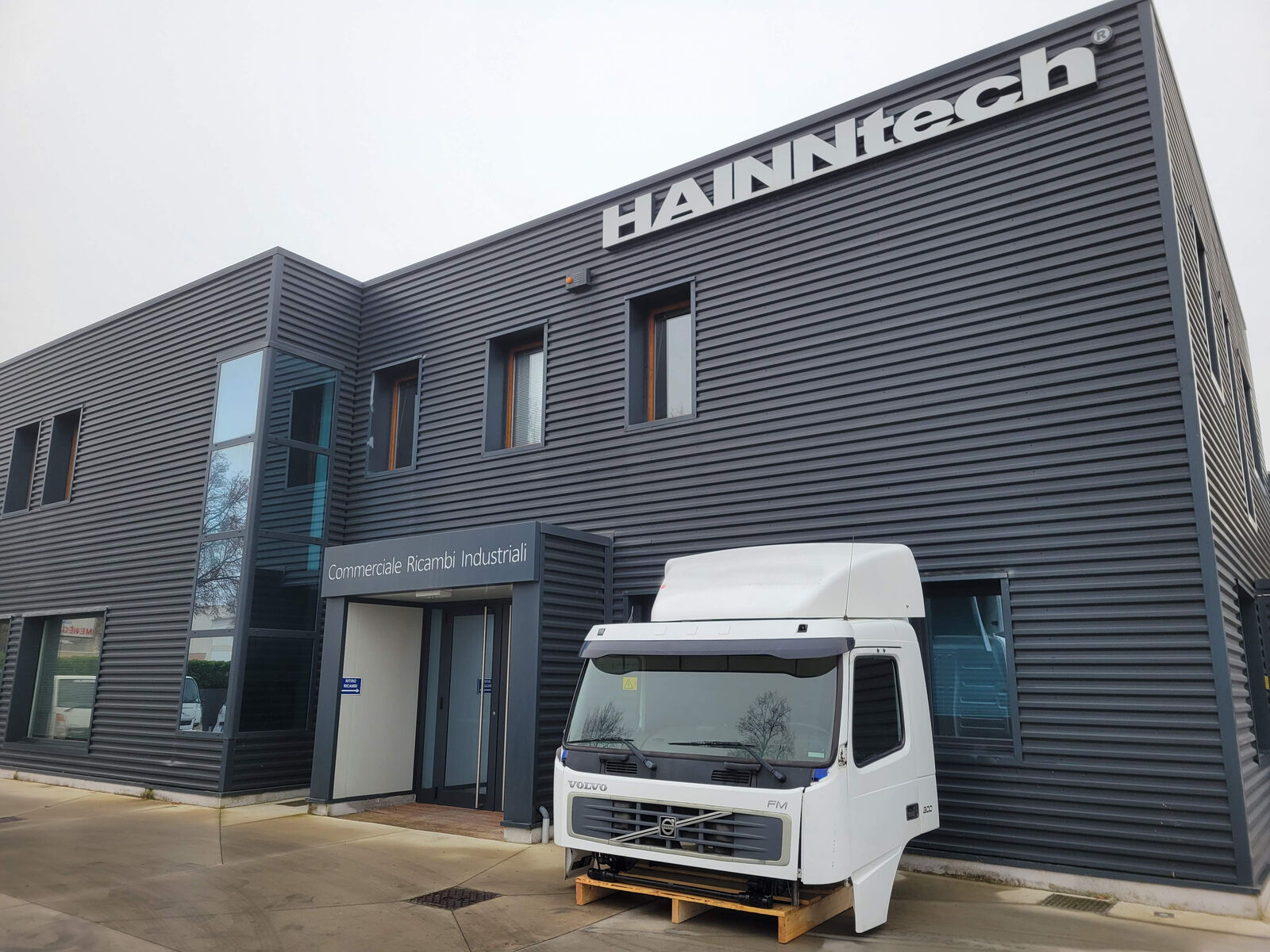 cabin VOLVO FL for truck tractor VOLVO FL