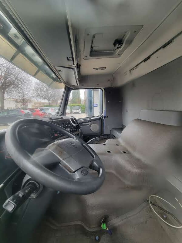 cabin VOLVO FL for truck tractor VOLVO FL