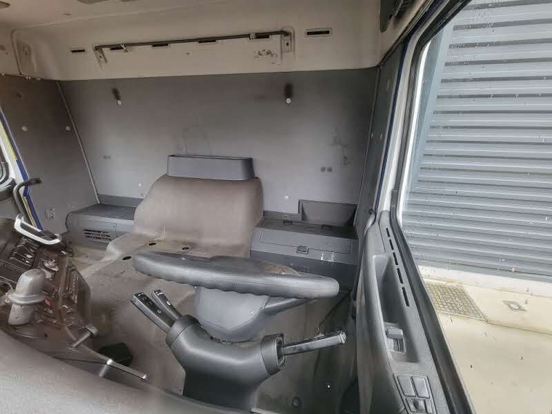 cabin VOLVO FL for truck tractor VOLVO FL