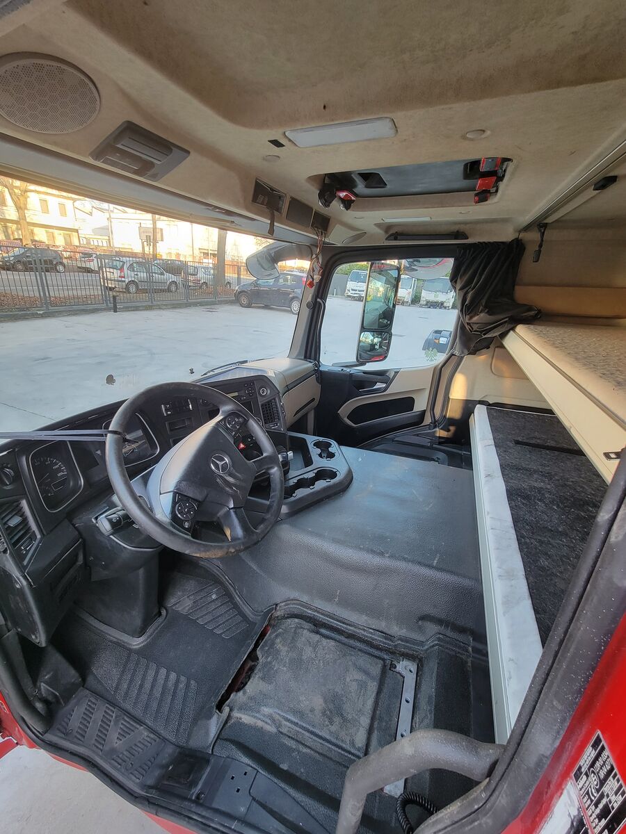 cabin MERCEDES-BENZ Actros for truck tractor MERCEDES-BENZ sleeper cab - cabina letto