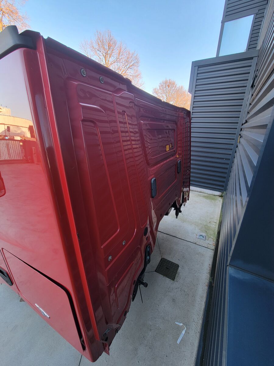 cabin MERCEDES-BENZ Actros for truck tractor MERCEDES-BENZ sleeper cab - cabina letto