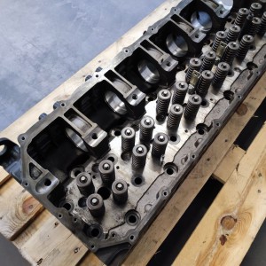 cylinder head IVECO STRALIS 460 480 Cursor 11 E6 F3GFE611 for truck IVECO Stralis - Trakker