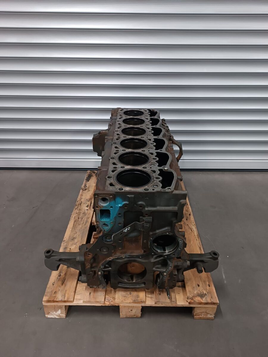 crankcase DAF MX13 H2 for truck tractor DAF XF 106 - Euro 6