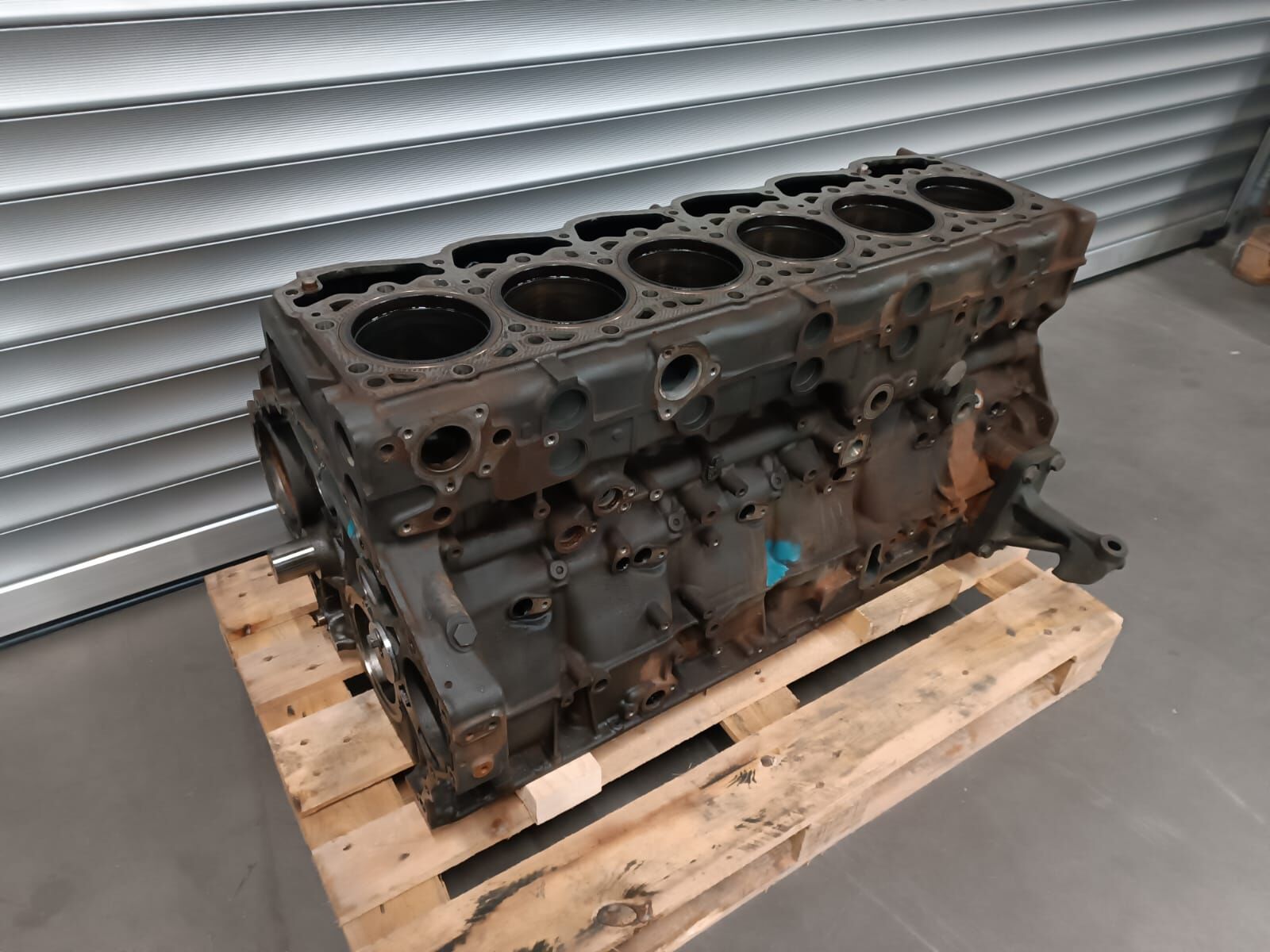 crankcase DAF MX13 H2 for truck tractor DAF XF 106 - Euro 6