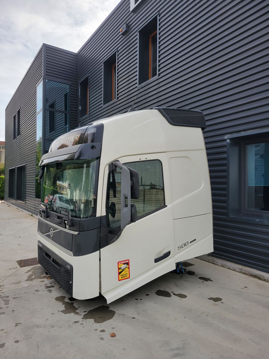 cabin VOLVO Globetrotter for truck tractor VOLVO FH