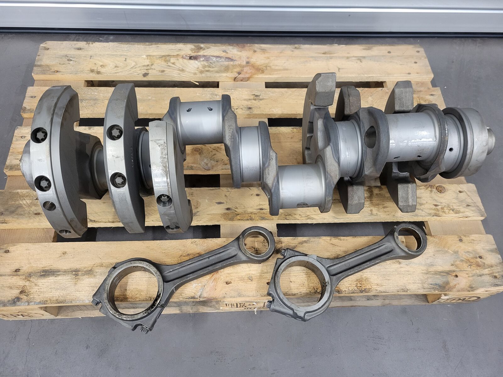 crankshaft SCANIA DC16 - V8 for truck SCANIA Euro 6