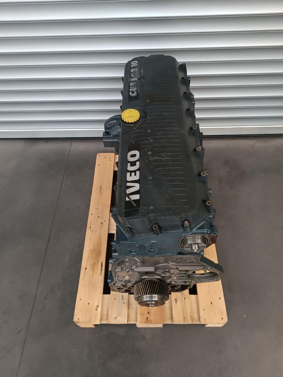 engine IVECO STRALIS EURO 5 420 - 450 - 460 CURSOR 10 F3AE3681 EURO 5 for truck tractor IVECO RECONDITIONED WITH WARRANTY