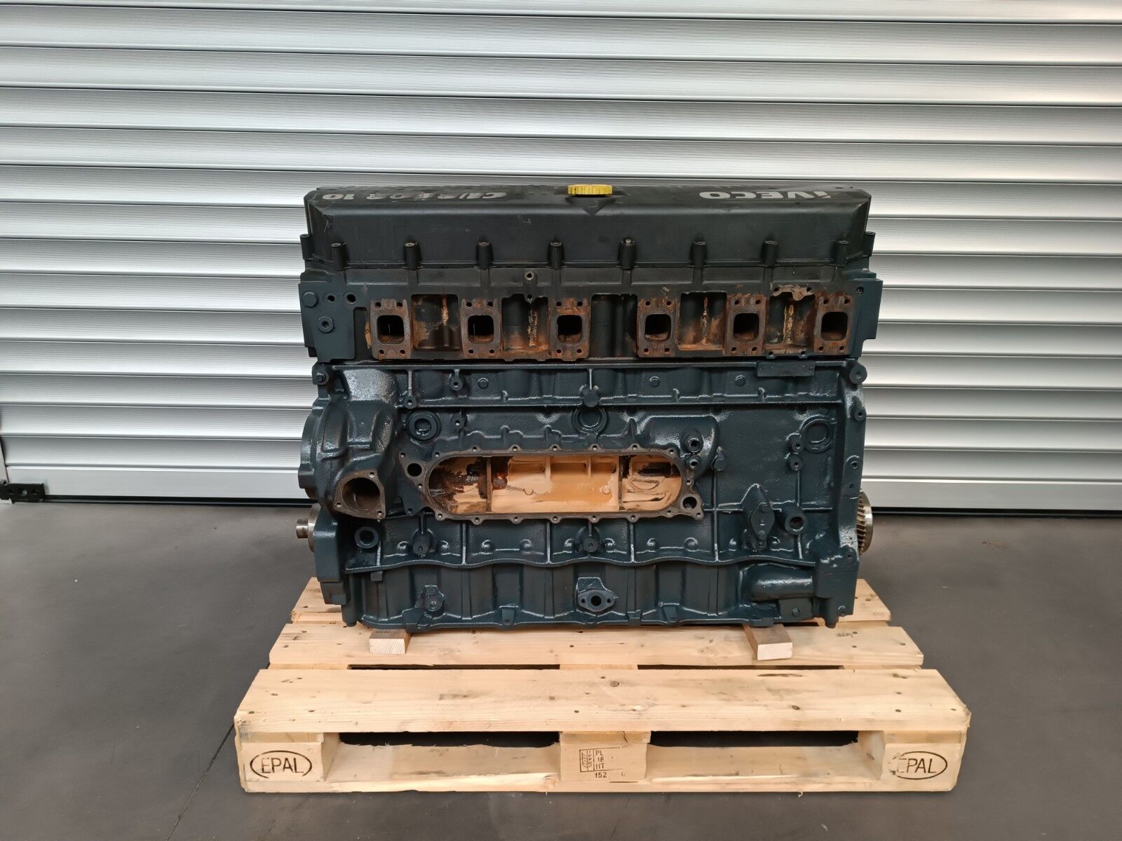 engine IVECO STRALIS EURO 5 420 - 450 - 460 CURSOR 10 F3AE3681 EURO 5 for truck tractor IVECO RECONDITIONED WITH WARRANTY
