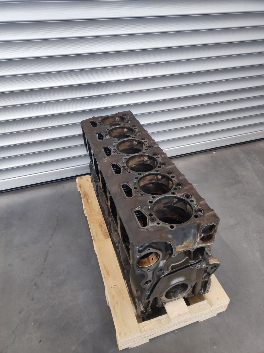 crankcase SCANIA DC13 EURO 6 XPI for truck tractor SCANIA R Series E6
