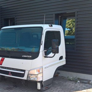 cabin MITSUBISHI CANTER "C" for truck MITSUBISHI Canter - Large cab