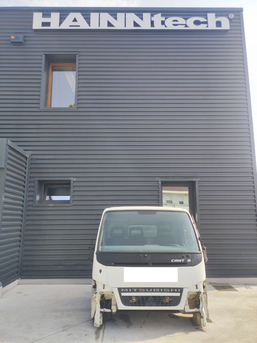 cabin MITSUBISHI CANTER " S TYPE " for commercial vehicle - light truck MITSUBISHI CANTER