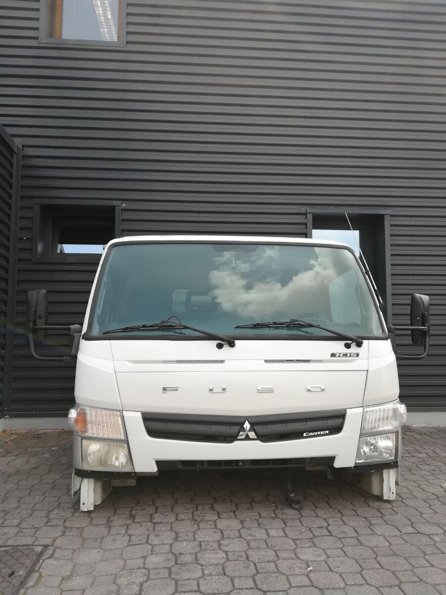 cabin MITSUBISHI FUSO CANTER C TYPE MODEL LARGE for truck Mitsubishi Fuso Comfort Cab