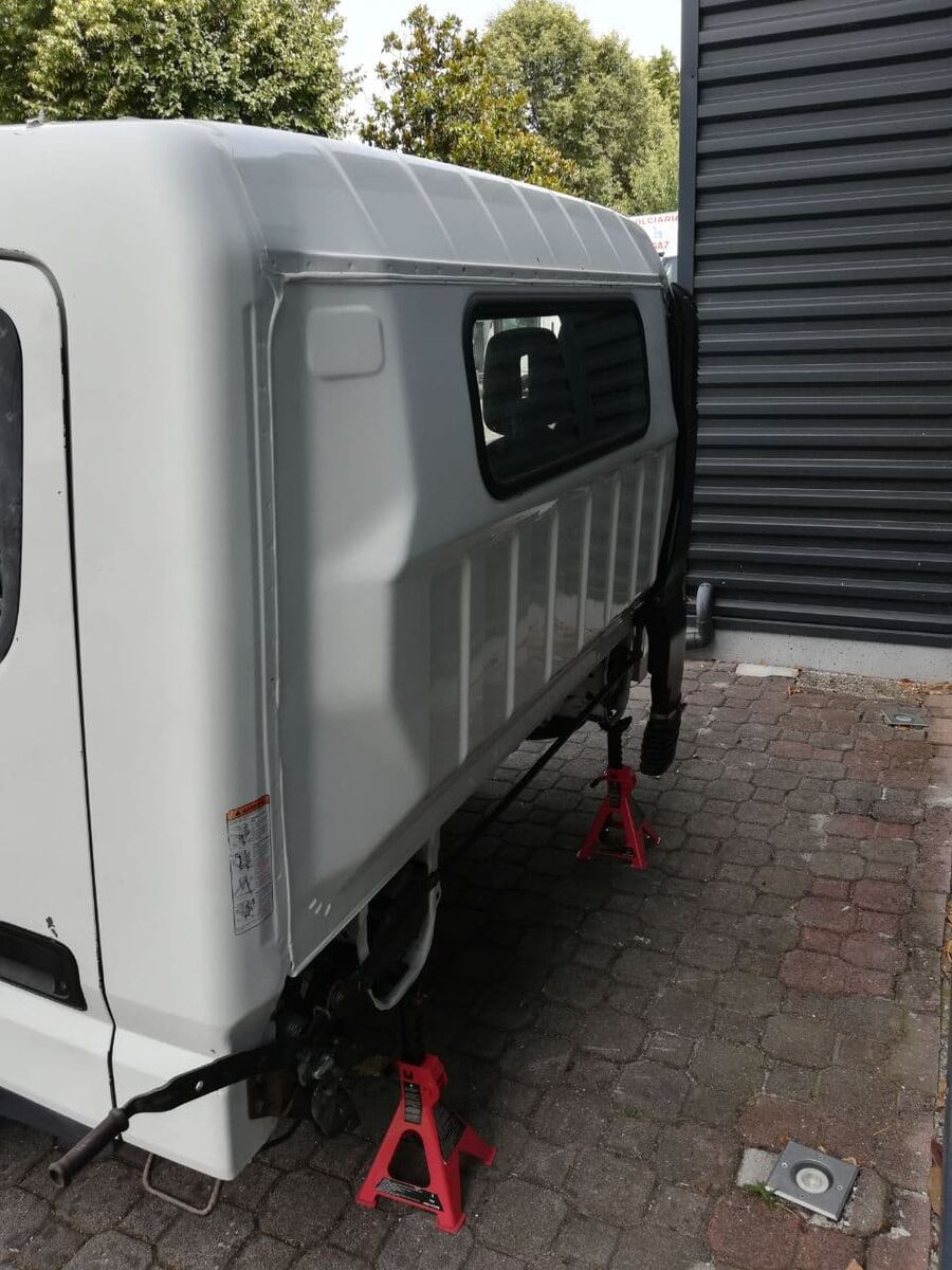 cabin MITSUBISHI FUSO CANTER C TYPE MODEL LARGE for truck Mitsubishi Fuso Comfort Cab