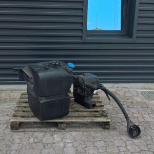 AdBlue tank IVECO 100 L for truck IVECO STRALIS