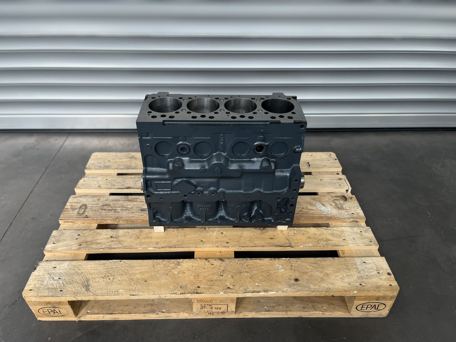 cylinder block MAN TGM TGL D0834 150 180 220 E5 RECONDITIONED WITH WARRANTY for truck MAN D0834 LFL 63 - LFL 64 - LFL 65 Euro 5