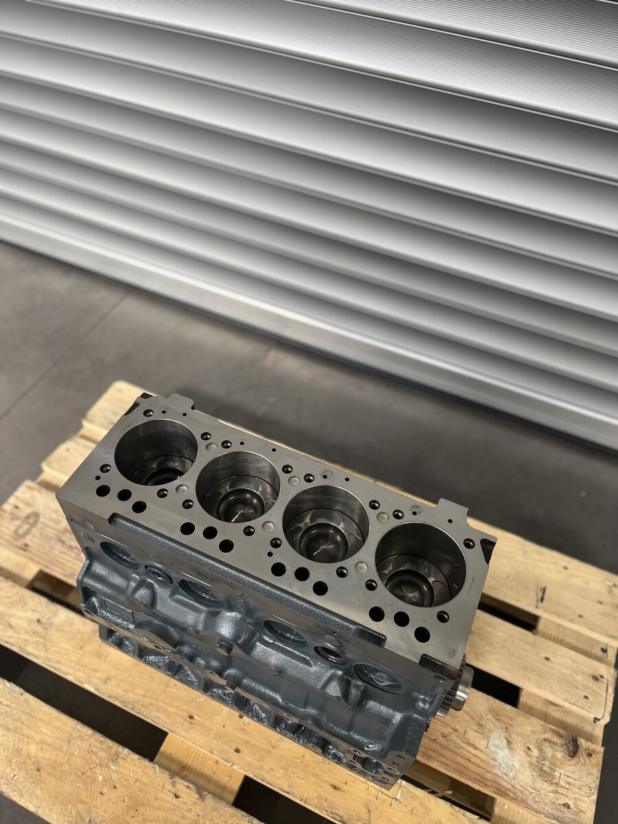 cylinder block MAN TGM TGL D0834 150 180 220 E5 RECONDITIONED WITH WARRANTY for truck MAN D0834 LFL 63 - LFL 64 - LFL 65 Euro 5