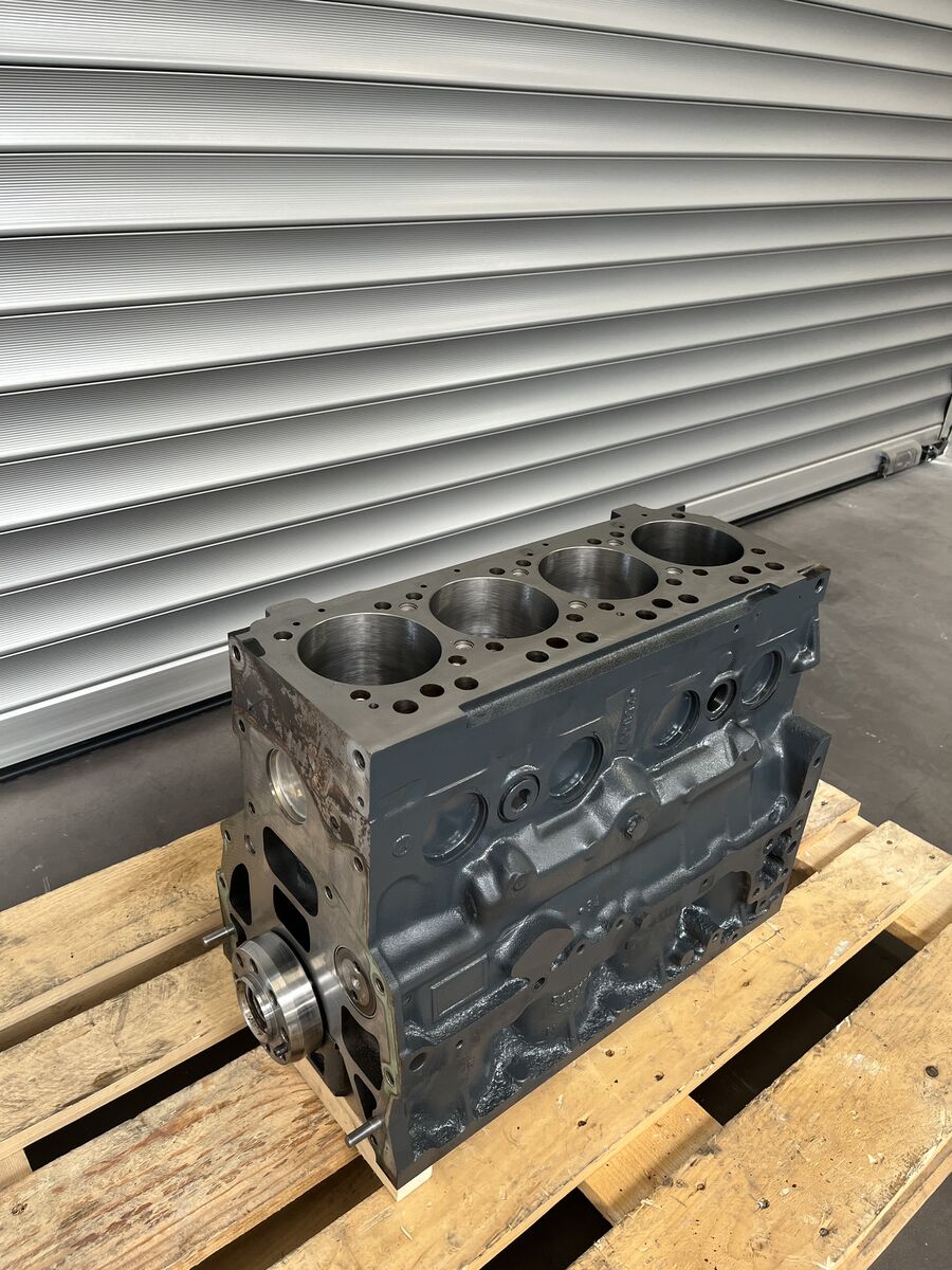cylinder block MAN TGM TGL D0834 150 180 220 E5 RECONDITIONED WITH WARRANTY for truck MAN D0834 LFL 63 - LFL 64 - LFL 65 Euro 5