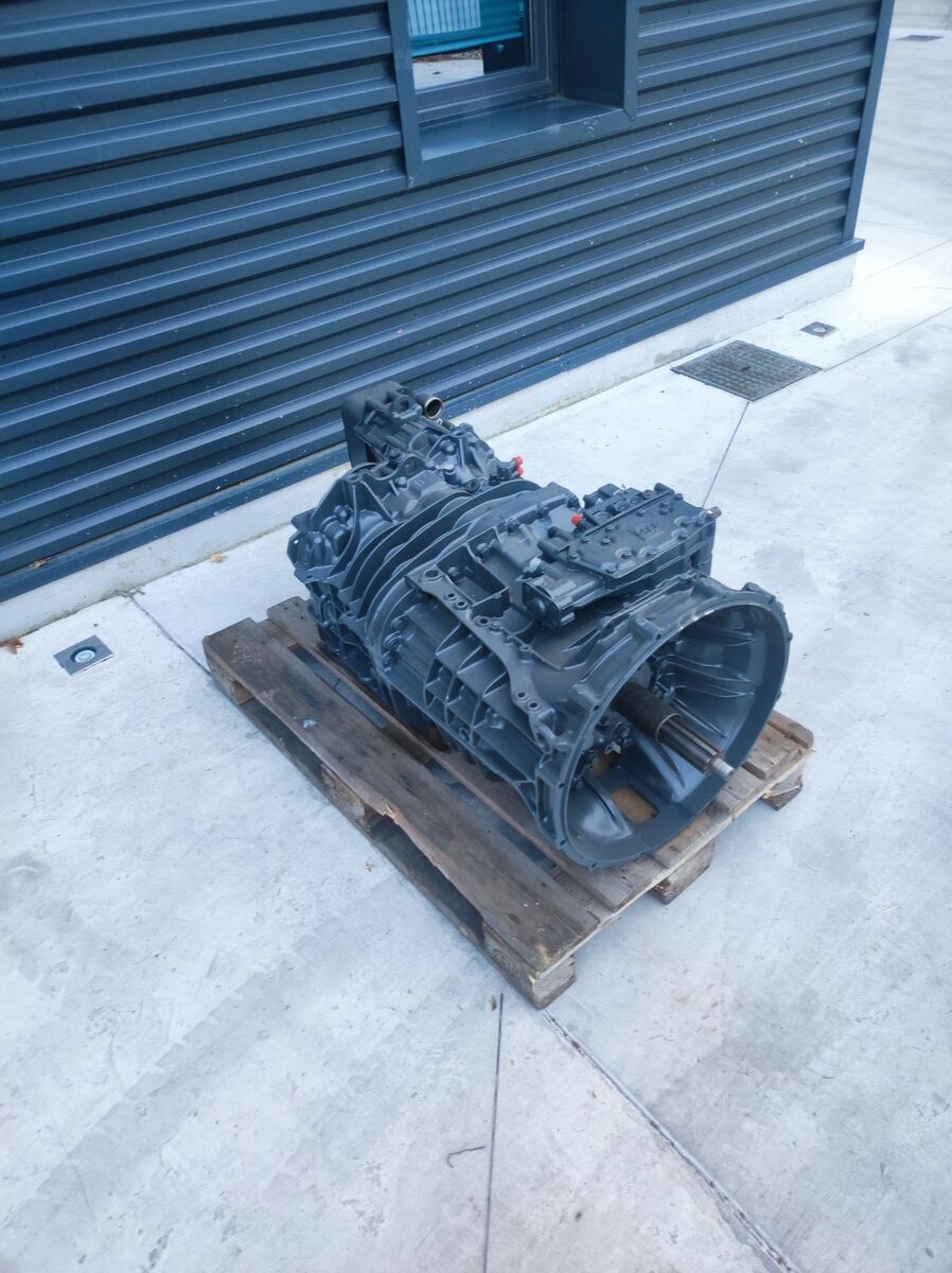gearbox ZF for truck tractor RENAULT PREMIUM - MAGNUM - KERAX EURO 5 E5