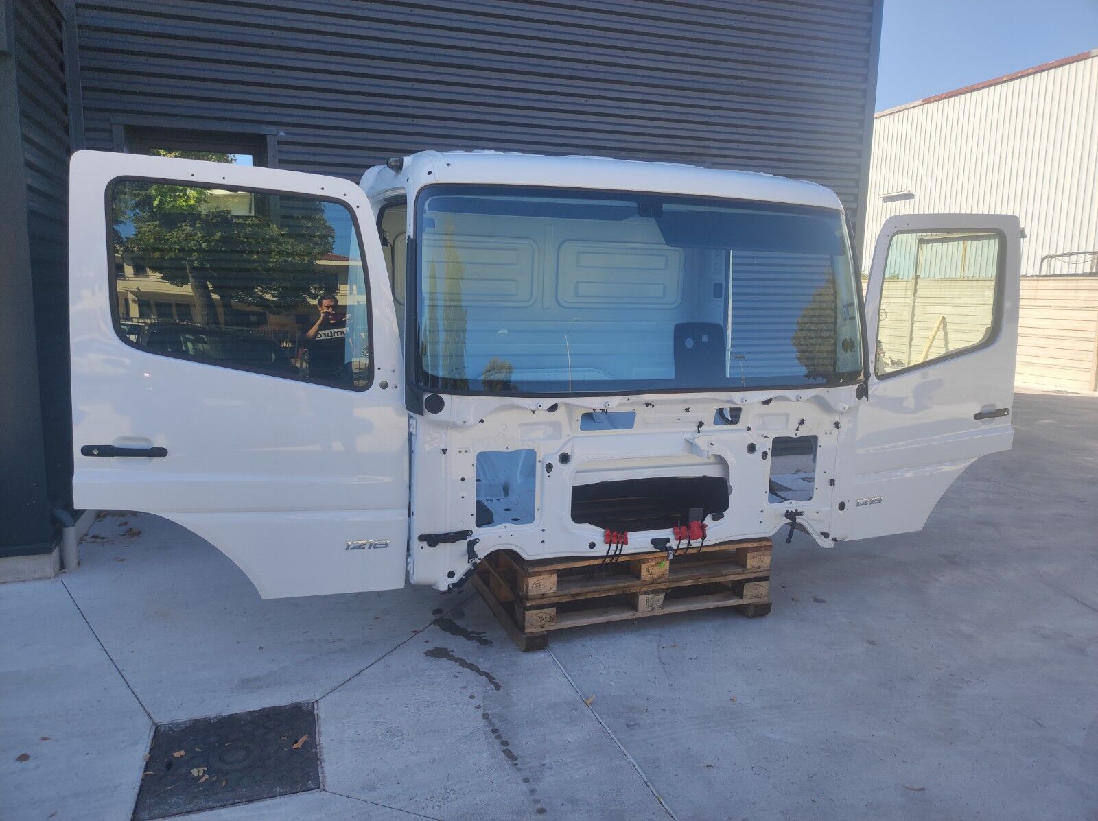 cabin MERCEDES-BENZ ATEGO 4 CYLINDERS EURO 5 EURO 6 for truck MERCEDES-BENZ
