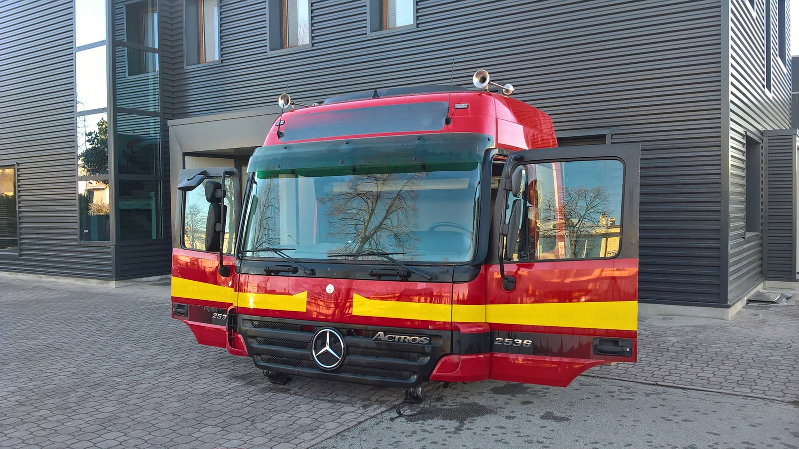 cabin MERCEDES-BENZ ACTROS MP2 LS ROOF EURO 4 EURO 5 for truck MERCEDES-BENZ