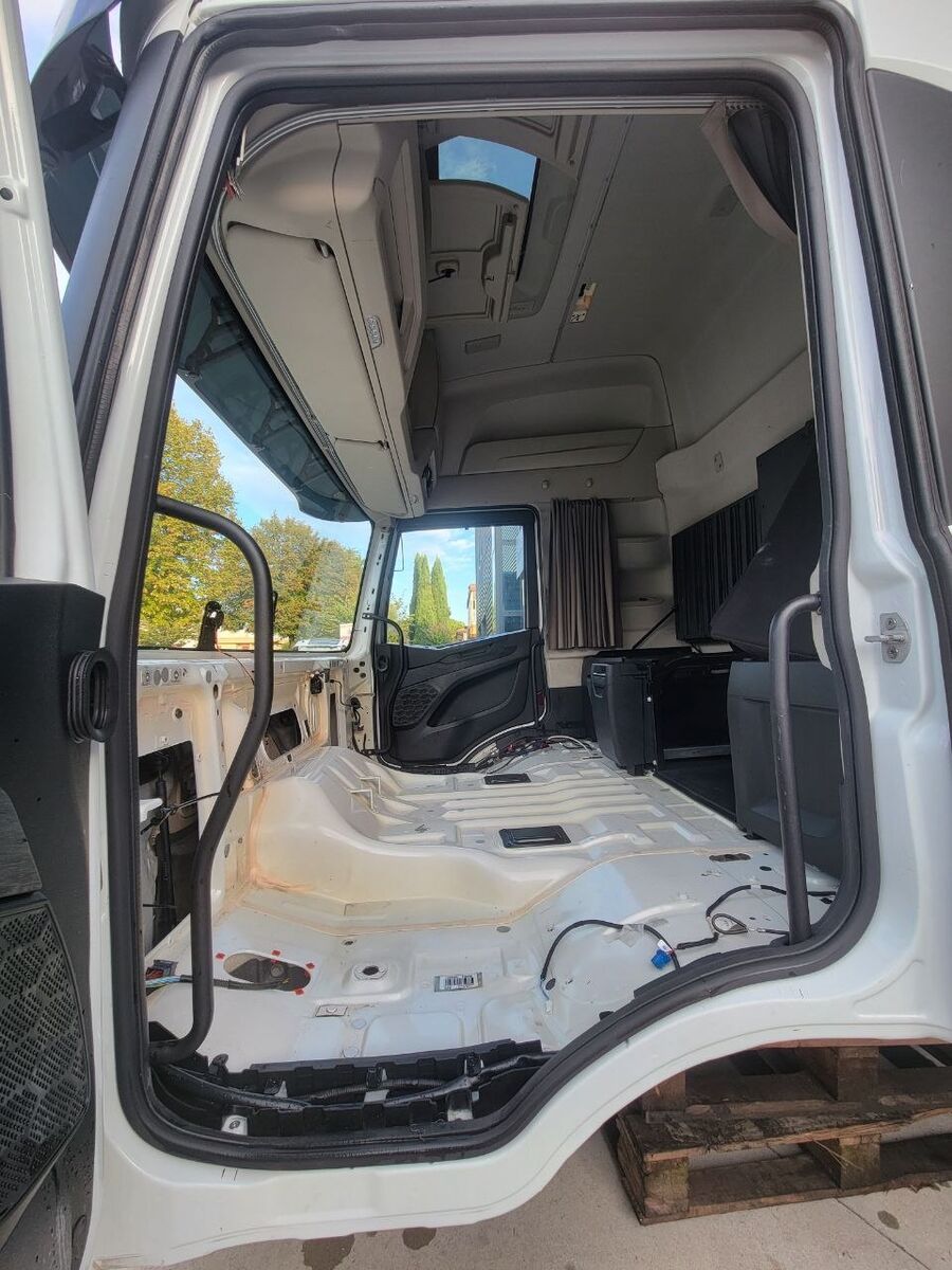cabin IVECO S-WAY for truck tractor IVECO EURO 6