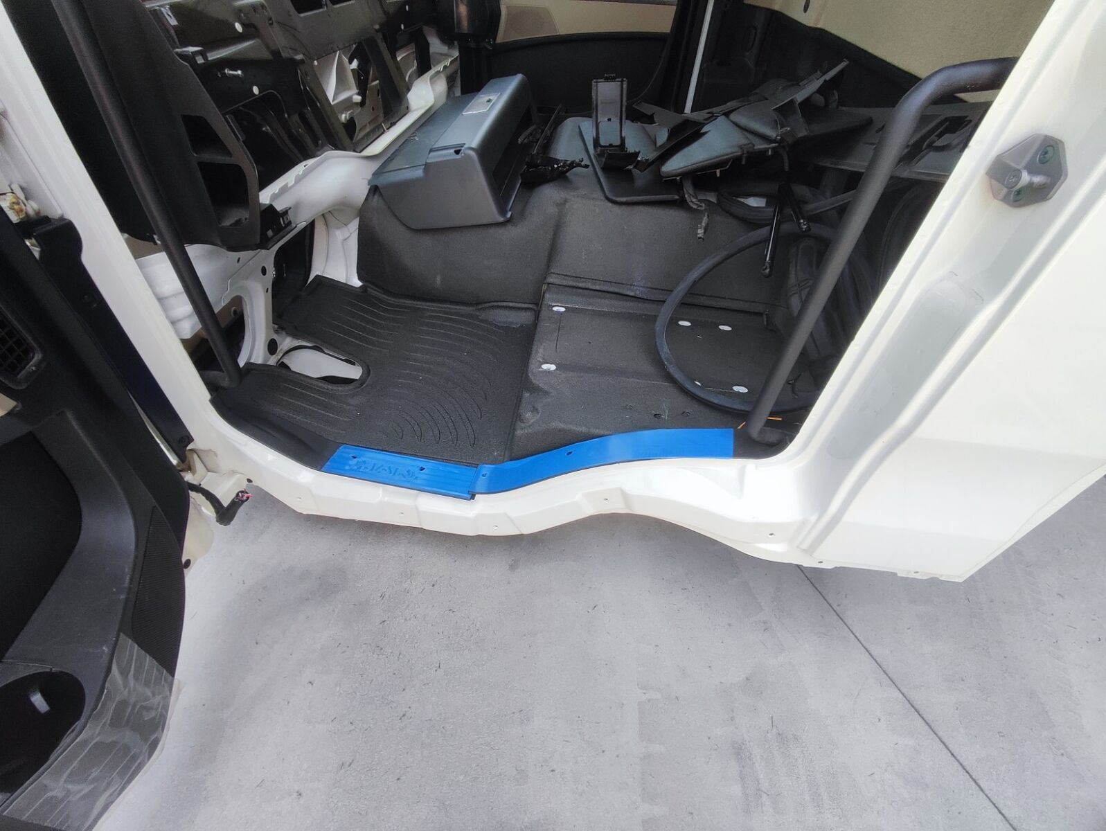 cabin MAN Day Cab for truck MAN TGL TGM