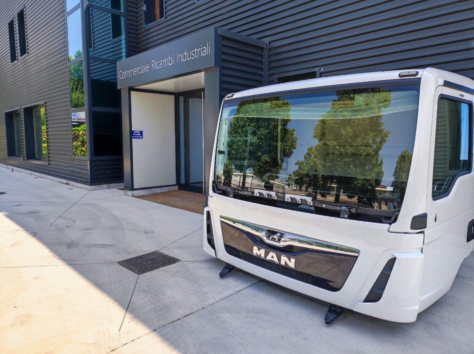 cabin MAN Day Cab for truck MAN TGL TGM