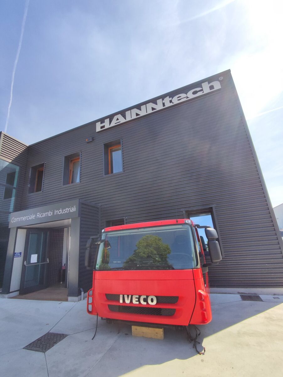 cabin IVECO STRALIS TRAKKER DAY CAB EURO 5 2008-> for truck IVECO