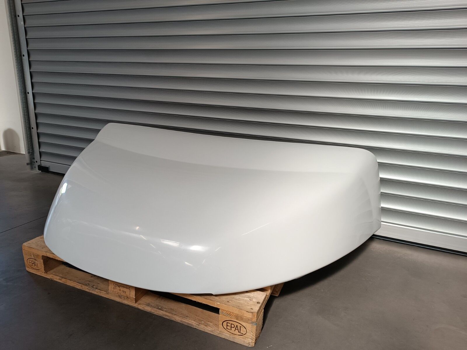 spoiler for truck tractor DAF LF