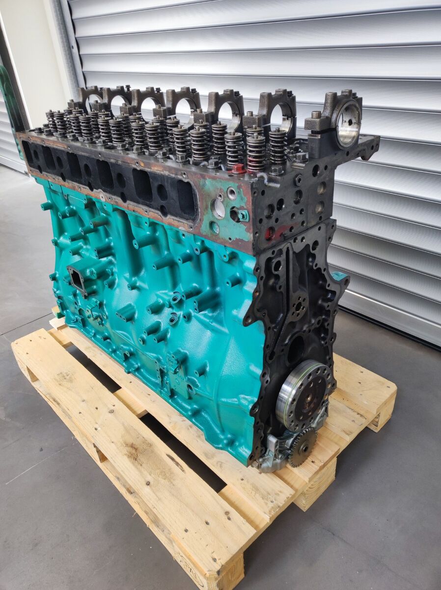 engine VOLVO D13K FH4 INJECTOR PUMP 2014 -> 2017 for truck VOLVO