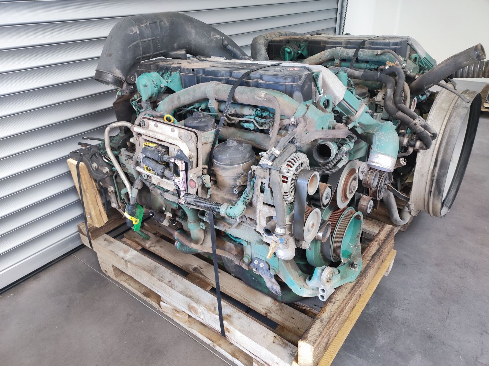 engine RENAULT DXI7 for truck tractor RENAULT PREMIUM MIDLUM