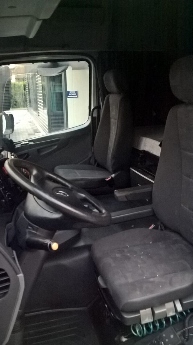 cabin MERCEDES-BENZ AXOR MP2 EURO 5 for truck tractor MERCEDES-BENZ
