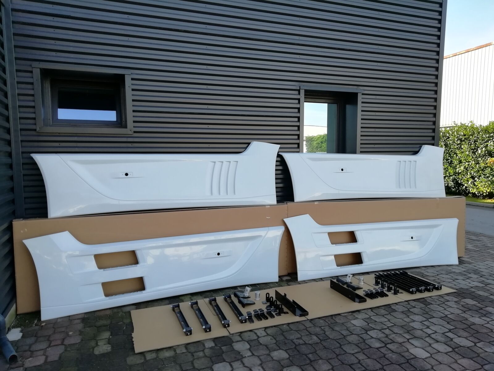 spoiler MERCEDES-BENZ Arocs Actros MP4 Euro 6 for truck MERCEDES-BENZ