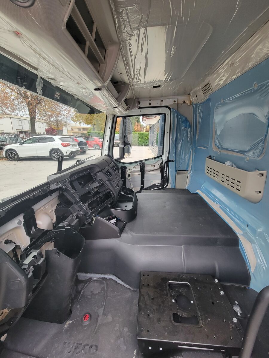 cabin IVECO S WAY - T WAY - X WAY - EURO 6 2019 -> for truck tractor IVECO