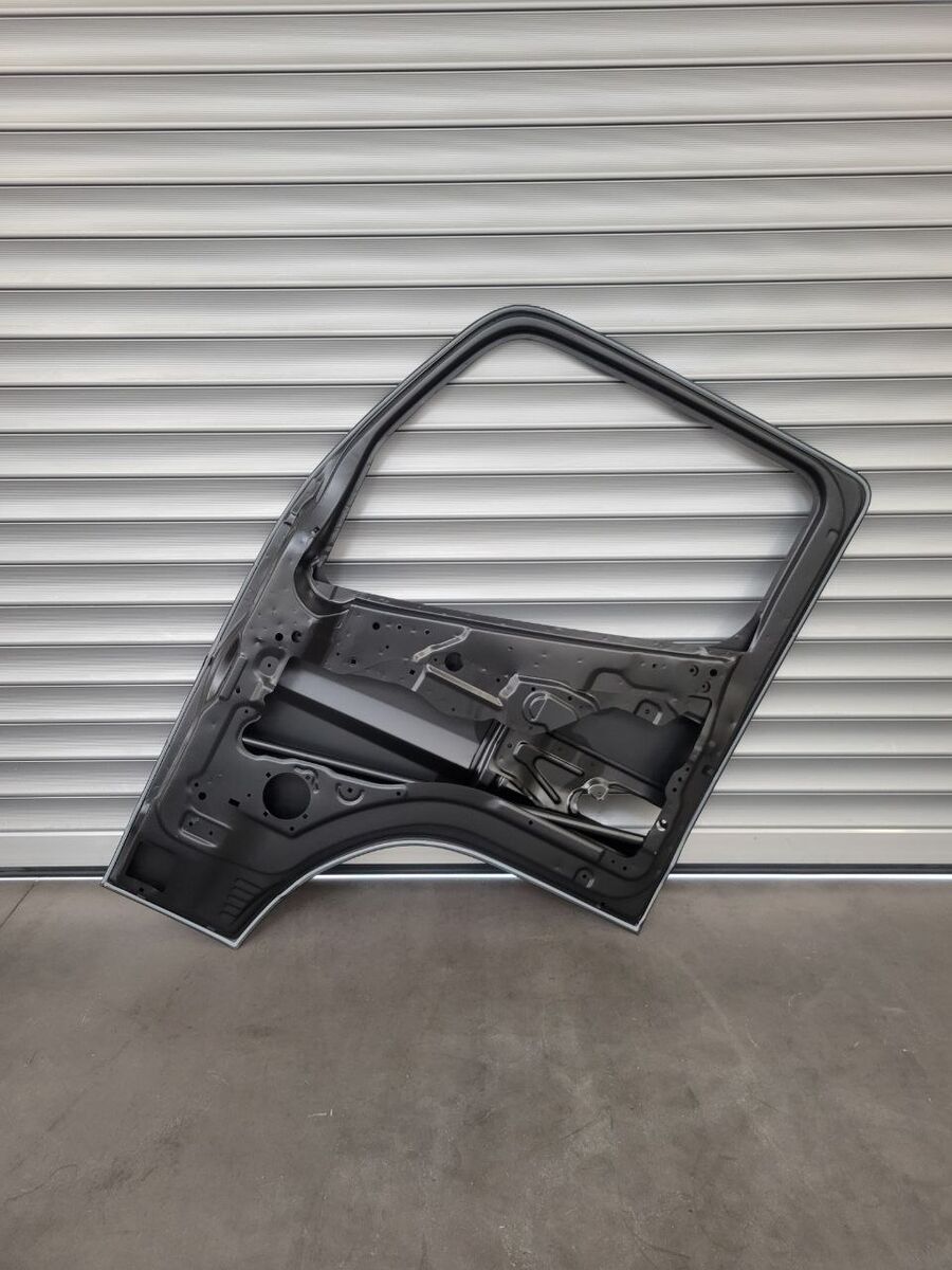 door for commercial vehicle Mitsubishi Fuso Fuso